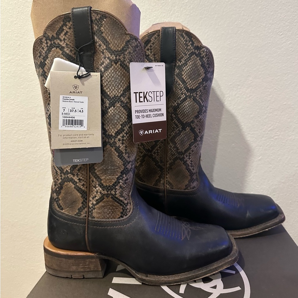 ARIAT Women’s Frontier Farrah Black Snakeskin Cowboy Western Boots Size 7 NWT